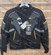 求购图中这三款类似的服饰，寻找这三款类似衣服